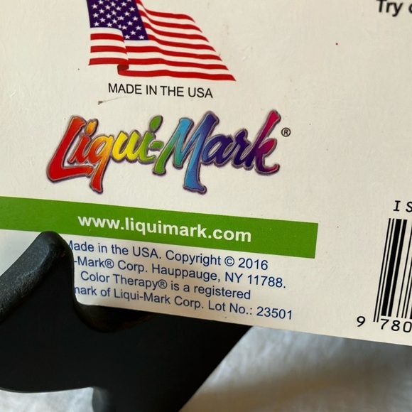 Liqui-Mark: Color Therapy Adult Coloring Book- 48 pages- 2016 - Picture 2 of 16